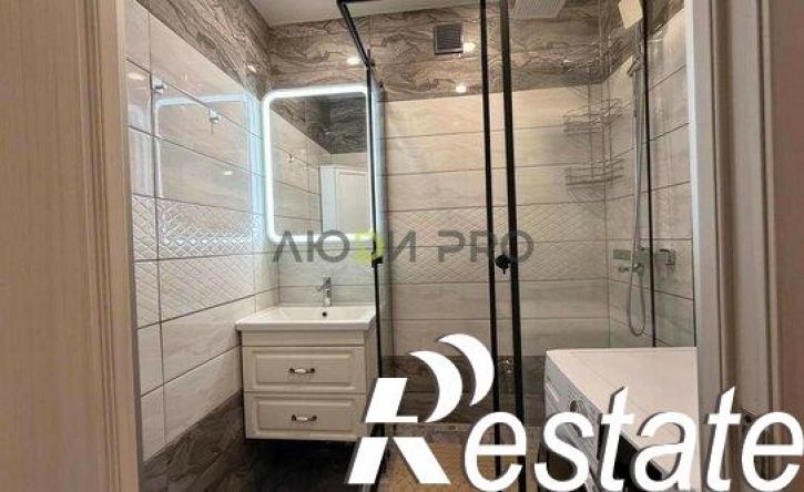 3-комн квартира улица Гагарина, 80Б,  д. 80Б