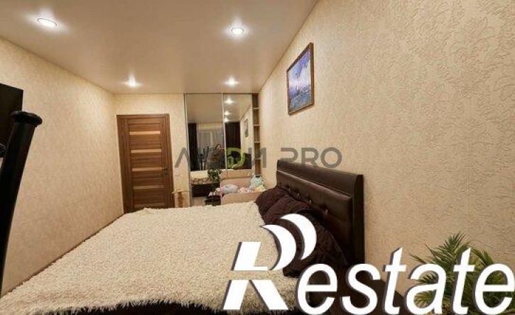 3-комн квартира улица Гагарина, 80Б,  д. 80Б
