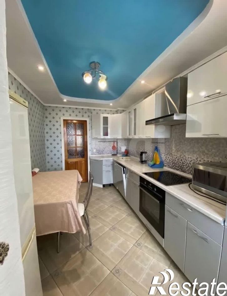 3-комн квартира Псковская улица, 12а