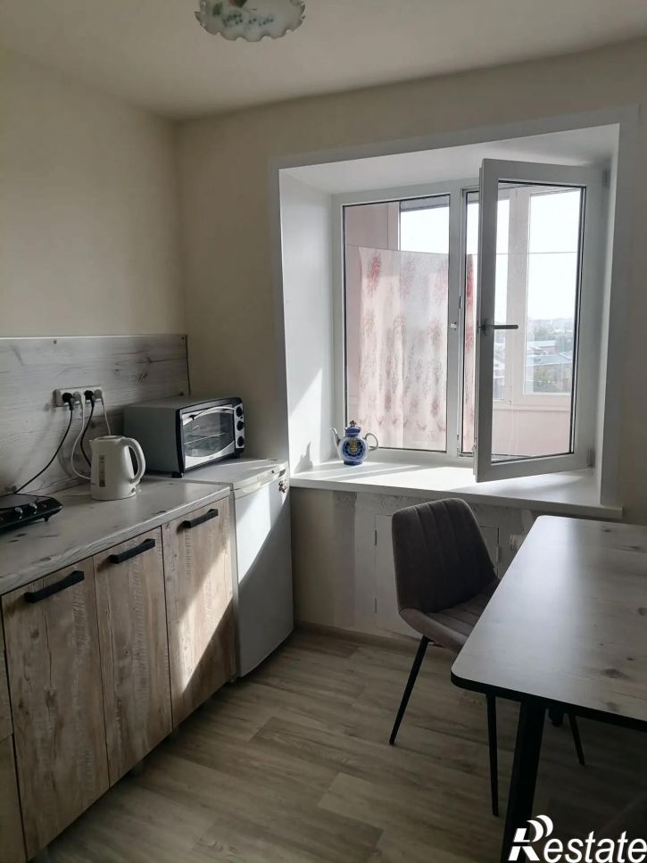 1-комн квартира площадь бабушкина, 4