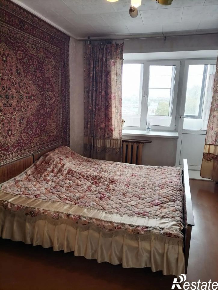1-комн квартира площадь бабушкина, 4
