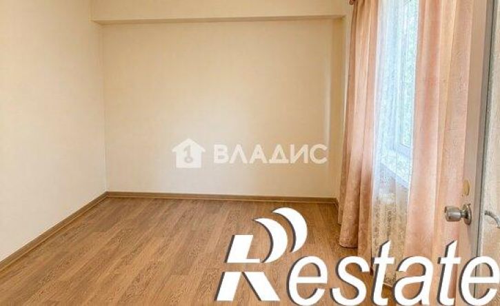 4-комн квартира улица Можайского, 64А,  д. 64А