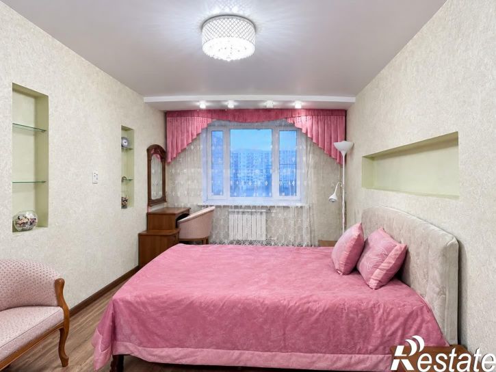 3-комн квартира Ярославская улица, 31б