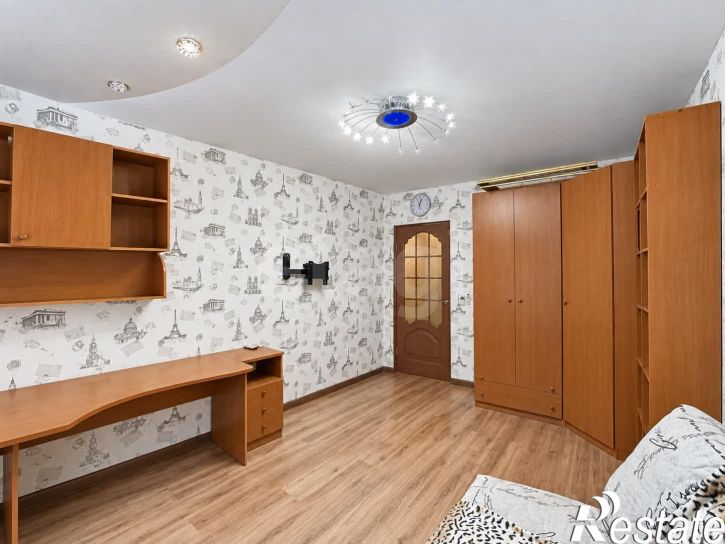 3-комн квартира Ярославская улица, 31б