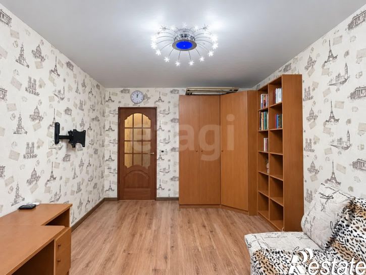 3-комн квартира Ярославская улица, 31б