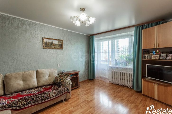 3-комн квартира улица Мохова, 23а