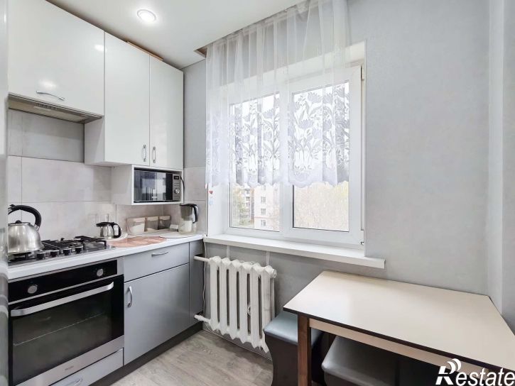 2-комн квартира улица Яшина, 40