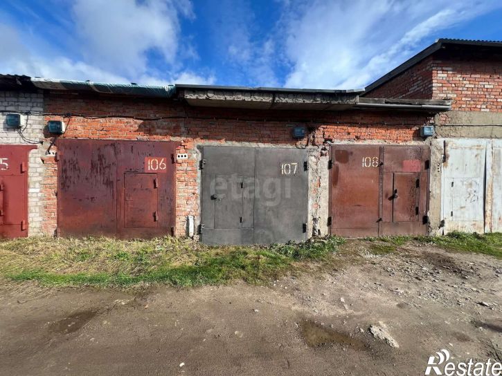 Гараж/парковка Ленинградская улица, 148б