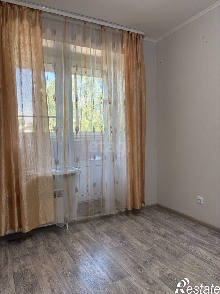 3-комн квартира улица Космонавта Беляева, 21