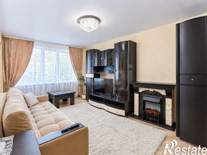 3-комн квартира Медуницинская улица, 15