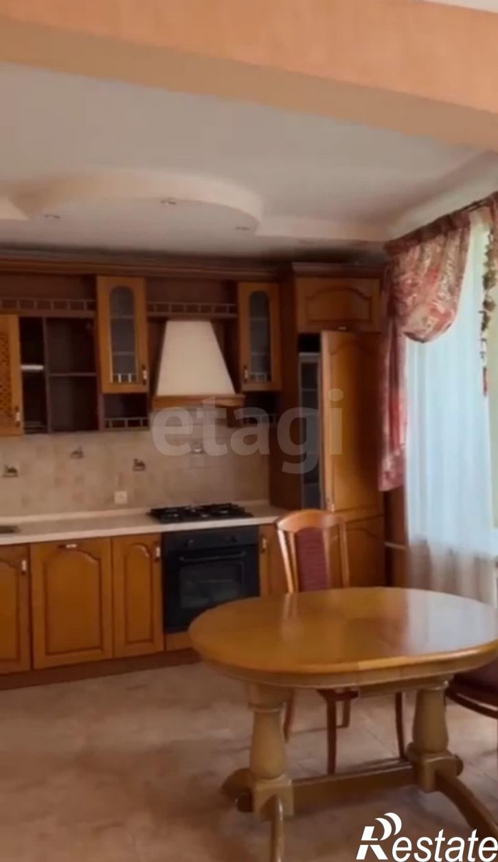 3-комн квартира Ленинградская улица, 109б