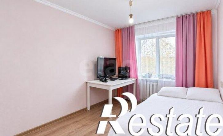 4-комн квартира улица Южакова, 78,  д. 78