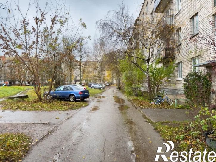 Комната Медуницинская улица, 21а