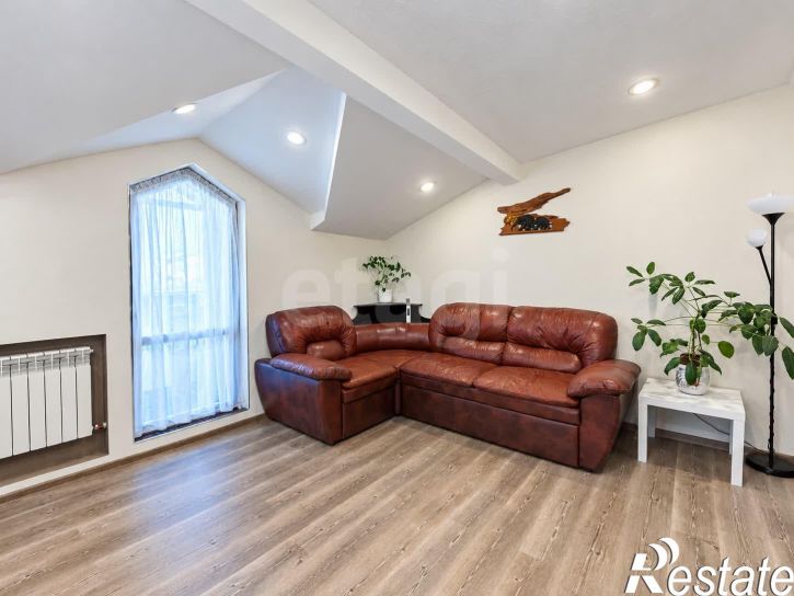 3-комн квартира Парковый переулок, 11а