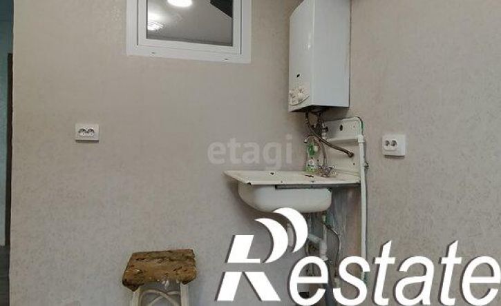 2-комн квартира Ленинградская улица, 44,  д. 44