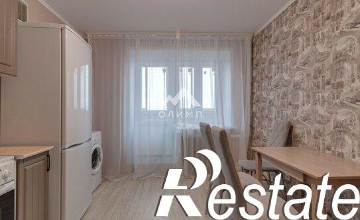 3-комн квартира улица Лётчика Каберова, 1А,  д. 1А