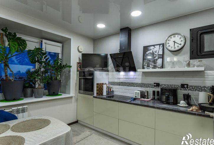 2-комн квартира улица Возрождения, 82а