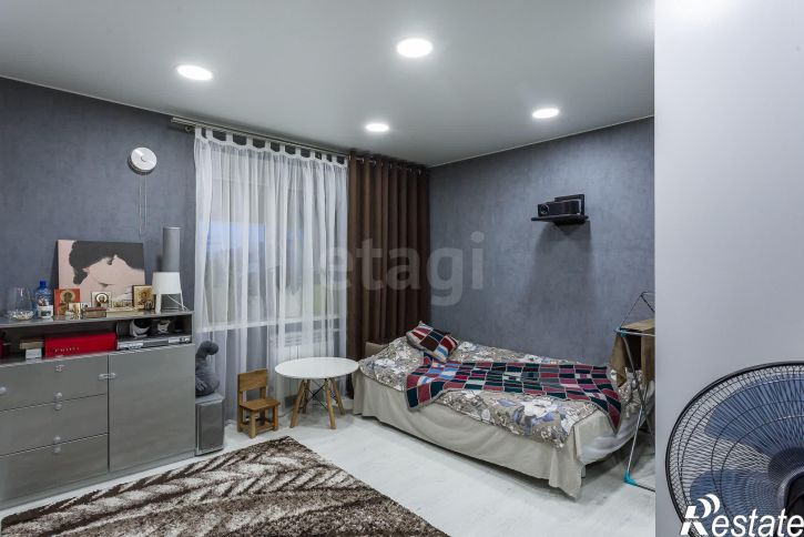 2-комн квартира улица Возрождения, 82а