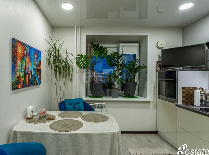 2-комн квартира улица Возрождения, 82а