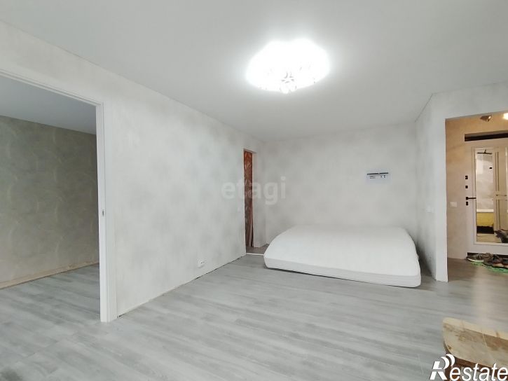 2-комн квартира Ленинградская улица, 44