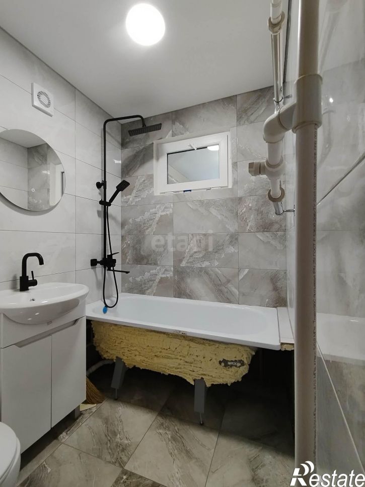 2-комн квартира Ленинградская улица, 44