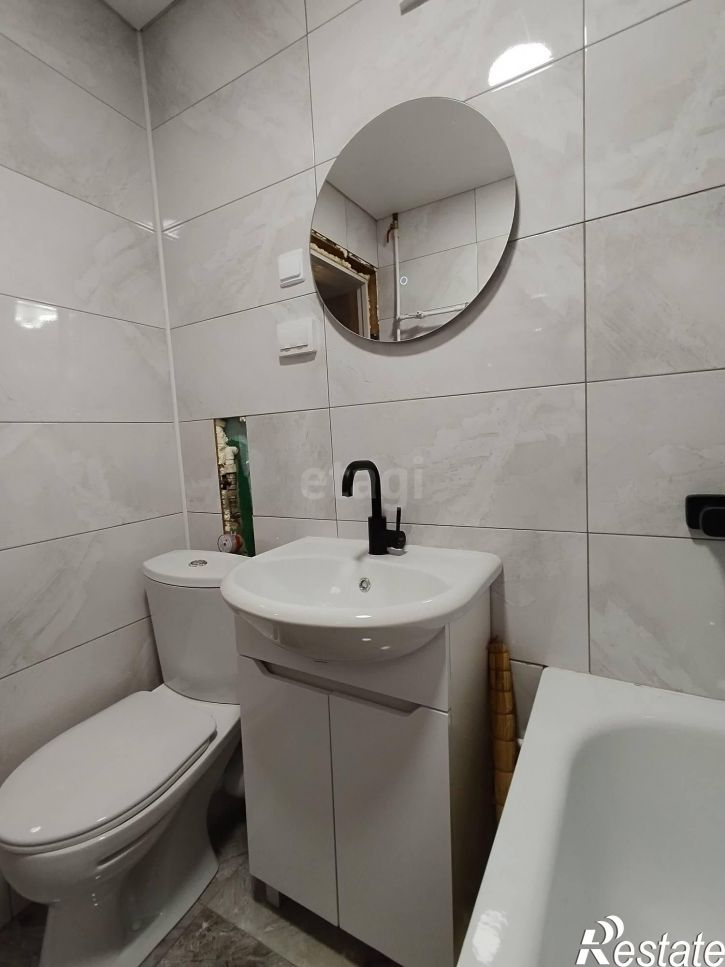 2-комн квартира Ленинградская улица, 44