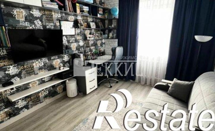 3-комн квартира Ленинградская улица, 105,  д. 105