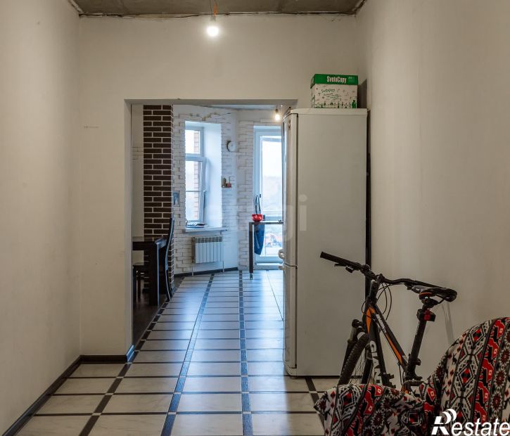 3-комн квартира улица Леденцова, 3б