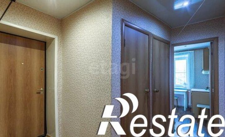 3-комн квартира улица Петина, 18,  д. 18