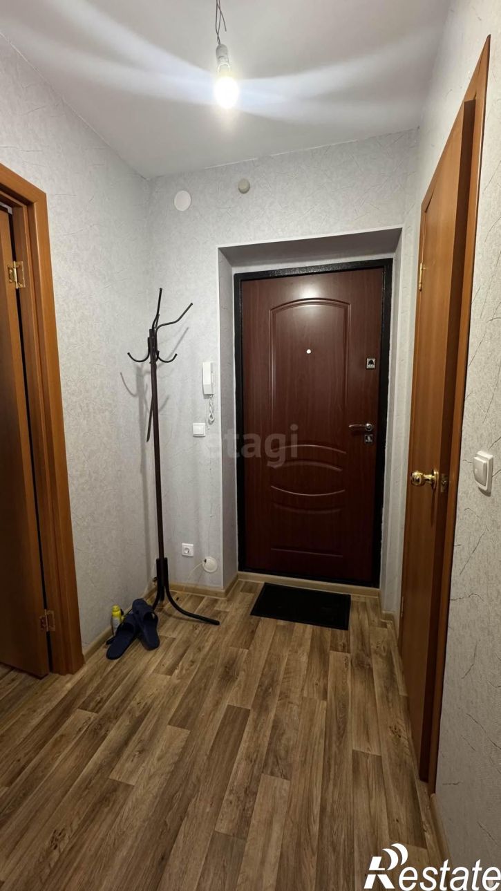 1-комн квартира улица Лётчика Каберова, 3а