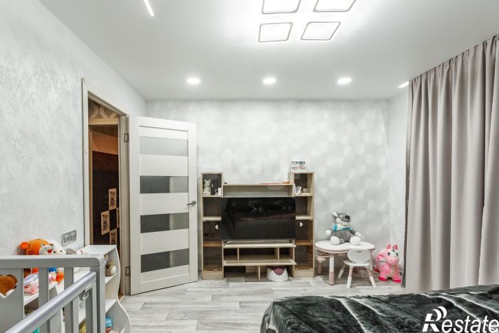 1-комн квартира Ленинградская улица, 68