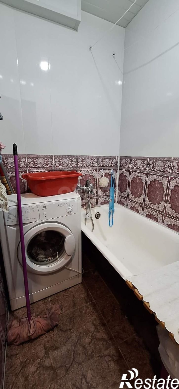 2-комн квартира улица Дзержинского, 9