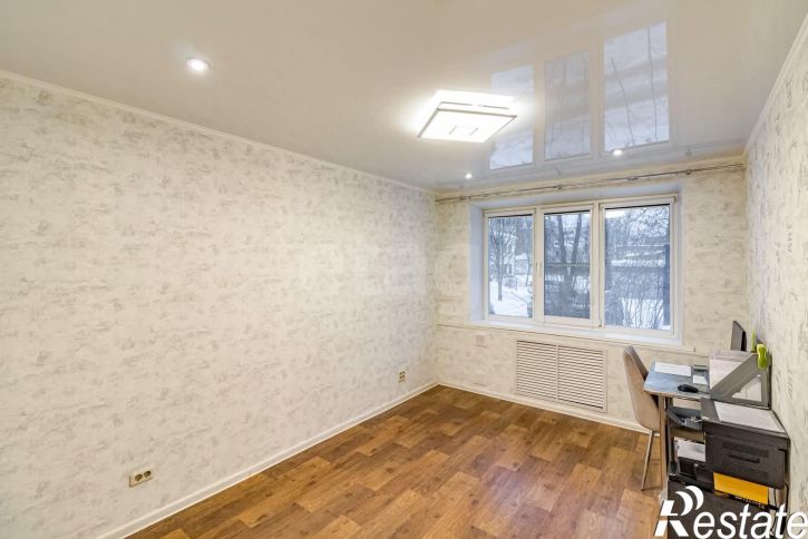 2-комн квартира улица Добролюбова, 31