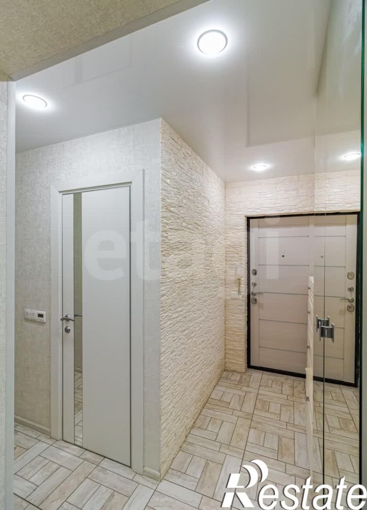 2-комн квартира улица Добролюбова, 31